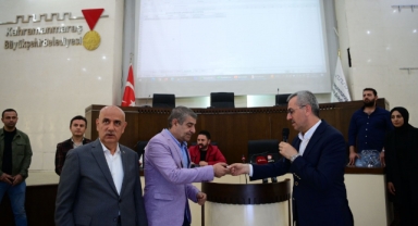 Başkan Güngör; “Geçici İş Yerleri Bir Bir Teslim Ediliyor”