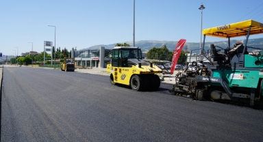 Büyükşehir, Servis ve Bağlantı Yollarını da Yeniliyor
