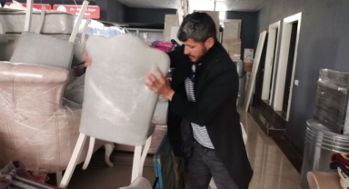 Depremzede babadan yardım çağrısı