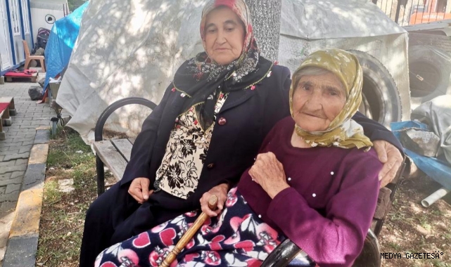 Depremzede ninenin çadırdaki yaşam öyküsü