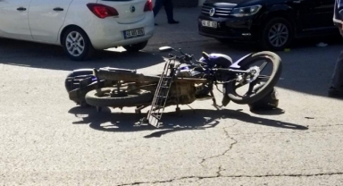 Kahramanmaraş’ta otomobil ile motosiklet çarpıştı: 1 yaralı
