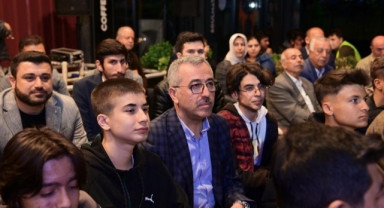 Kirişci ve Güngör, Gençlerle Bir Araya Geldi