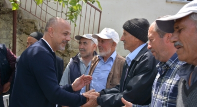 MİLLETVEKİLİ ADAYI KORAY KIRAÇ, MUHALEFET DEPREMİ BİR SEÇİM YATIRIMI OLARAK GÖRÜYOR!