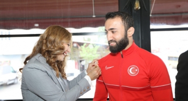 Sizi Zirvede Görmek İstiyoruz!