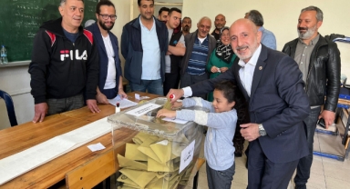 Vatandaşlık görevimizi yerine getirdik, oyumuzu kullandık…