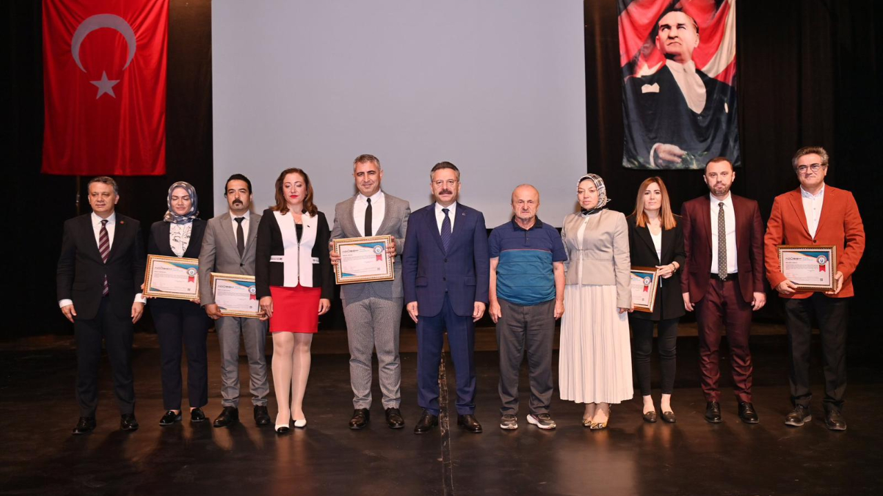 Aydın’da tarihi yemin töreni. Sosyal arabuluculara ilk sertifikaları verildi