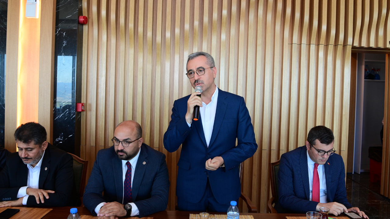 Başkan Güngör; “Teşkilatımızla Birlikte Şehrimiz İçin Gayret Gösteriyoruz”
