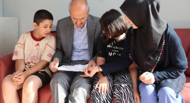 BAŞKAN OKAY, KONTEYNER KENTTE VATANDAŞLARLA BİR ARAYA GELDİ