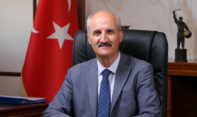 BAŞKAN OKAY ÖĞRENCİLERE BAŞARILAR DİLEDİ