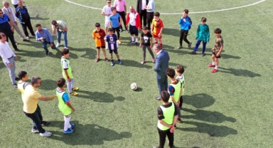 GÖKSUN’DA ÖĞRENCİLER YEŞİL SAHADA BULUŞUYOR