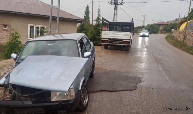 Göksun’da otomobil elektrik direğine çarptı: 1 yaralı