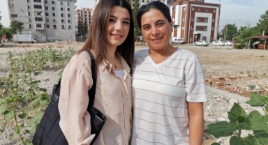 Kahramanmaraş’ta enkazlar çiçek açtı