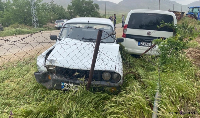 Kahramanmaraş’ta hafif ticari araç ile otomobil çarpıştı: 4 yaralı