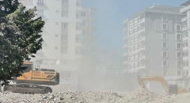 Kahramanmaraş’ta toz bulutu bıktırdı