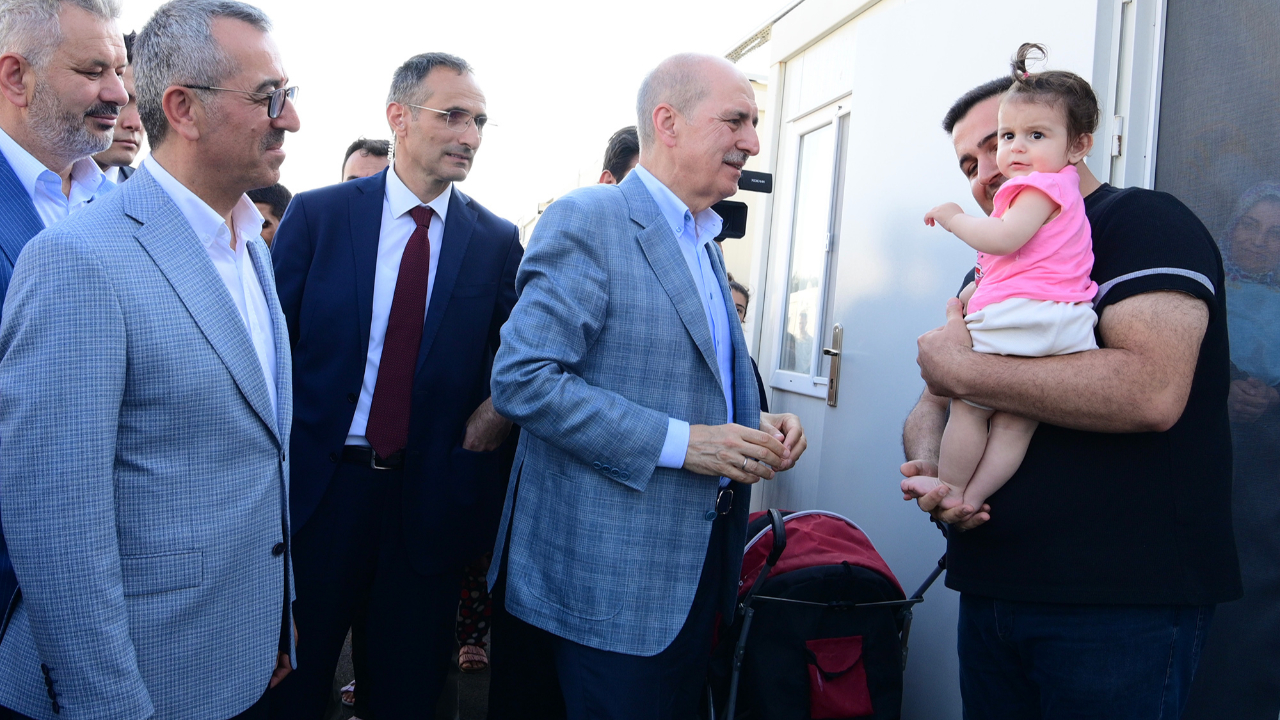 Kurtulmuş ve Güngör’den Konteyner Kent’te Bayram Ziyareti