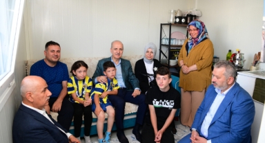 Kurtulmuş ve Güngör, Depremzedelerle Bayramlaştı