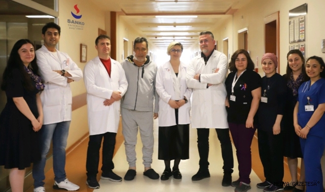 POLİKİSTİK BÖBREK HASTASINA KADAVRA BÖBREK NAKLİ
