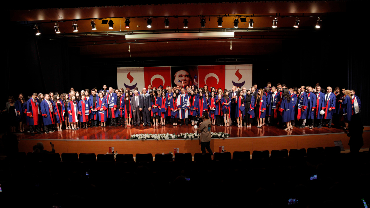 -SANKO ÜNİVERSİTESİ SHMYO’DA MEZUNİYET COŞKUSU