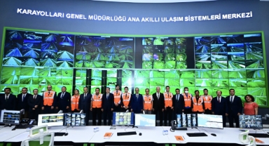 ULAŞTIRMA VE ALTYAPI BAKANI ABDULKADİR URALOĞLU: AKILLI ULAŞIM SİSTEMİYLE 69 BİN KİLOMETRELİK YOL AĞIMIZI ANLIK 7/24 TAKİP EDİYORUZ 