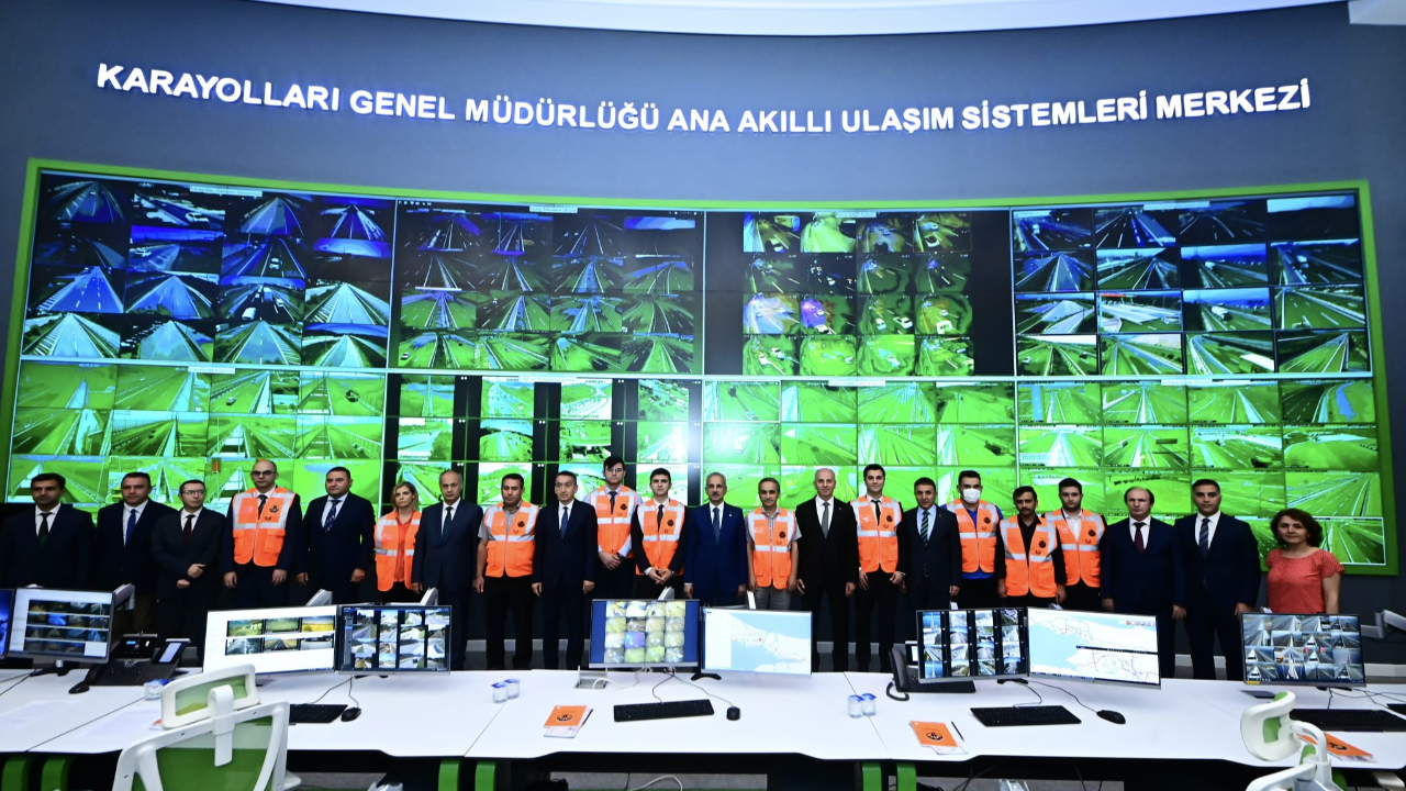 ULAŞTIRMA VE ALTYAPI BAKANI ABDULKADİR URALOĞLU: AKILLI ULAŞIM SİSTEMİYLE 69 BİN KİLOMETRELİK YOL AĞIMIZI ANLIK 7/24 TAKİP EDİYORUZ