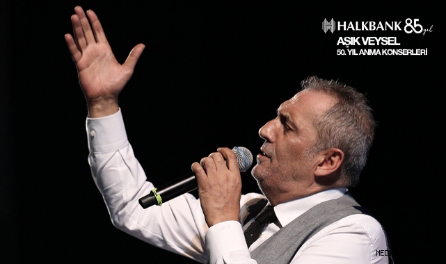 Âşık Veysel Vefatının 50’nci Yılında Türküleriyle Anılacak
