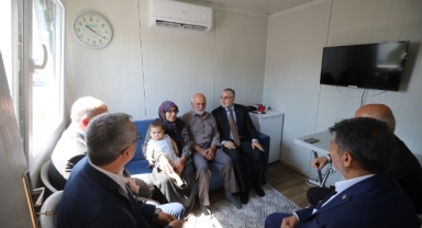 Bakan Işıkhan ve Başkan Güngör, Depremzedelerle Buluştu
