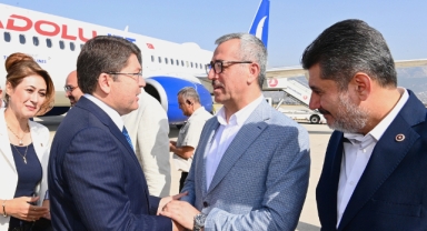 Bakan Tunç; “Deprem Bölgesinin İmarı ve İnşası En Öncelikli Hedefimiz”
