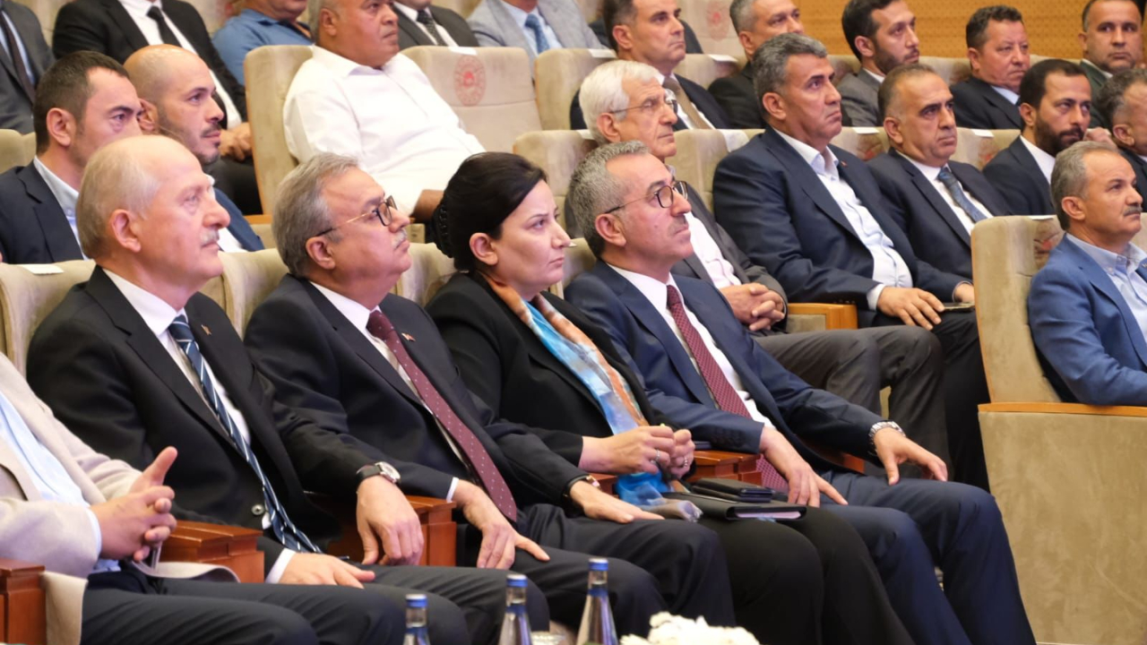 Başkan Güngör, Deprem Bölgesi Belediye Başkanları İstişare Toplantısı’na Katıldı