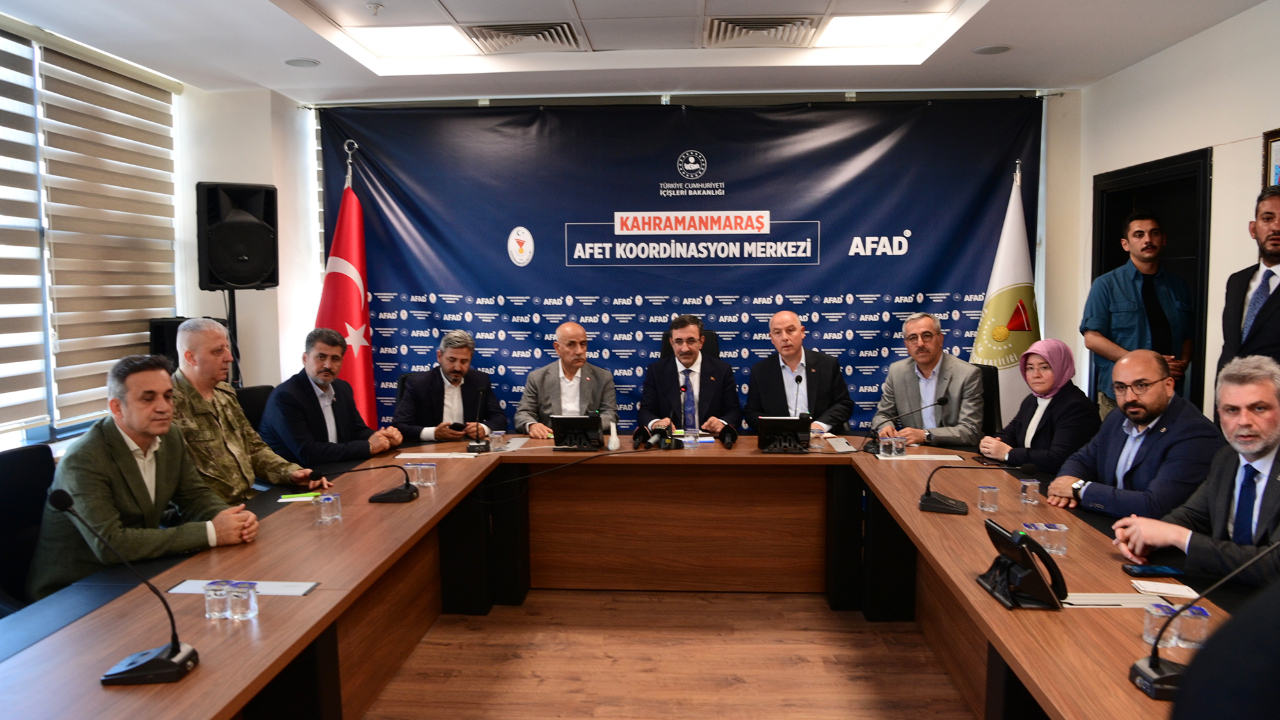 Cumhurbaşkanı Yardımcısı Yılmaz; “Asrın Felaketinden Asrın Dayanışmasıyla Ayağa Kalkıyoruz”
