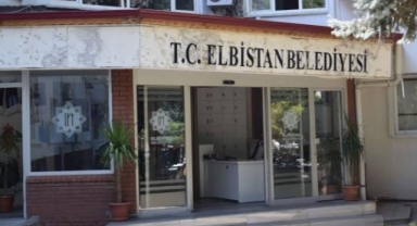 Elbistan Belediyesi, depremden önce ruhsat alınarak yapımına başlanan inşaatlarla ilgili alınan son kararı duyurdu.