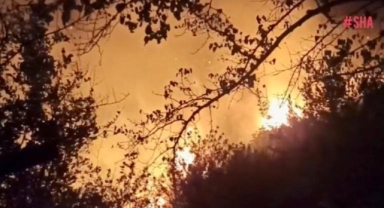 Kahramanmaraş’ta yangın kontrol altına alınmaya çalışılıyor