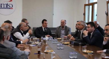 KMTSO BAŞKANI BULUNTU, DEPREM SONRASI ÇALIŞMALARI ANLATTI