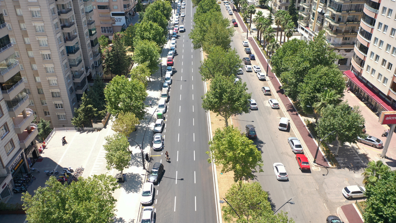 Yol, yatay parkla 4 şeritli hizmete sunuldu…