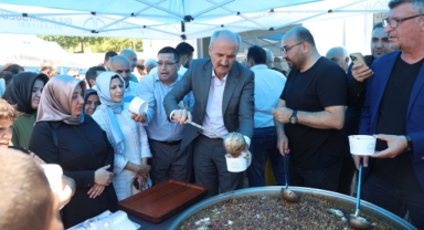 AŞURE BİRLİK VE BERABERLİĞİMİZİN YANSIMASIDIR