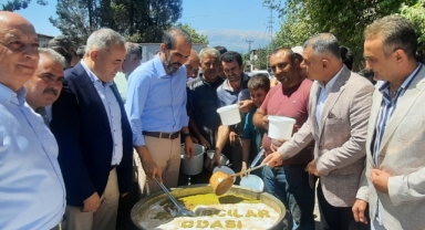 Bakırcılar Odası’ndan Aşure İkramı