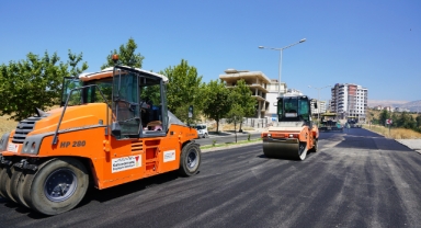 Büyükşehir, Adil Erdem Bayazıt Bulvarı’nı Yeniliyor