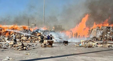 Kahramanmaraş’ta kağıt toplama merkezinde yangın