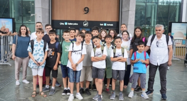 Kahramanmaraşlı çocuklar, Türkiye-Ukrayna Milli Basketbol maçında millileri desteklemek için İstanbul'da!