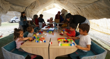 Minikler Gezici Kütüphane’yi Çok Sevdi