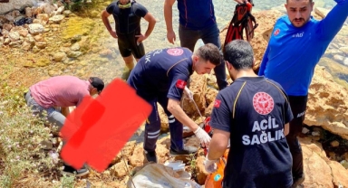 Türkoğlu’da serinlemek işin su göletine giren genç boğuldu