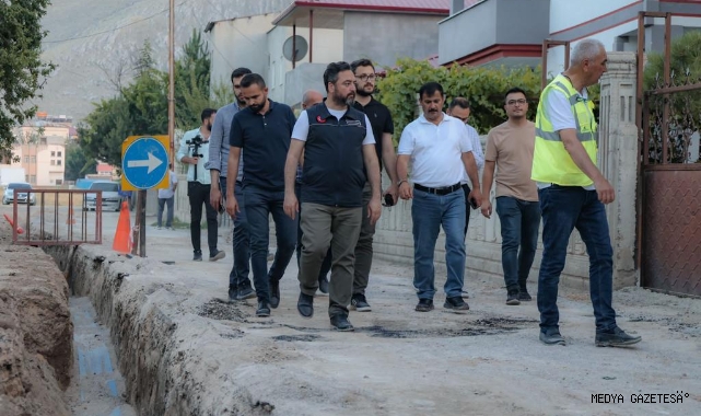 Başkan Gürbüz, kentte, 6 Şubat’tan bu güne kadar 20 bin adet arıza ve su patlağı ihbarı yapıldığını söyledi.