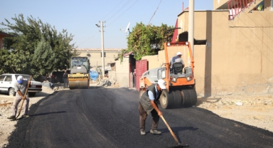 DULKADİROĞLU’NDAN İSTASYON MAHALLESİNDE ASFALT ÇALIŞMASI