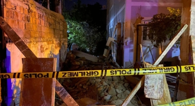 Elbistan’da garaj inşaatı çöktü: 2 yaralı