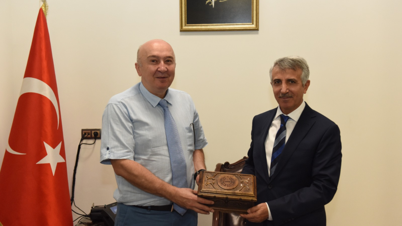 KSÜ’den Kahramanmaraş Valisi Mükerrem Ünlüer’e Hayırlı Olsun Ziyareti