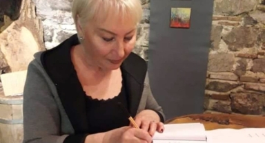 -ZAMANA DOKUNMAK TEMALI AMAZON KADINLAR RESİM SERGİSİ