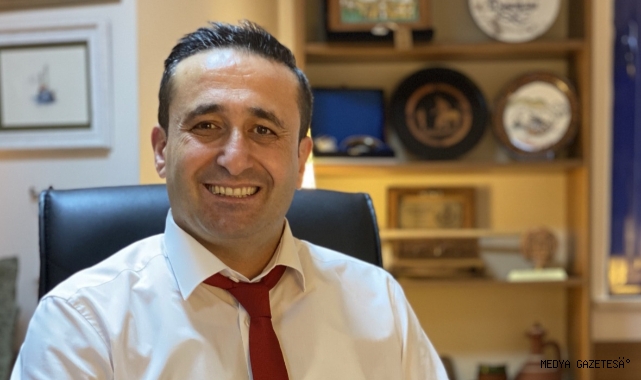 02 KASIM SAAT 14’TE BÜYÜKŞEHİR BELEDİYE ÖNÜNDE