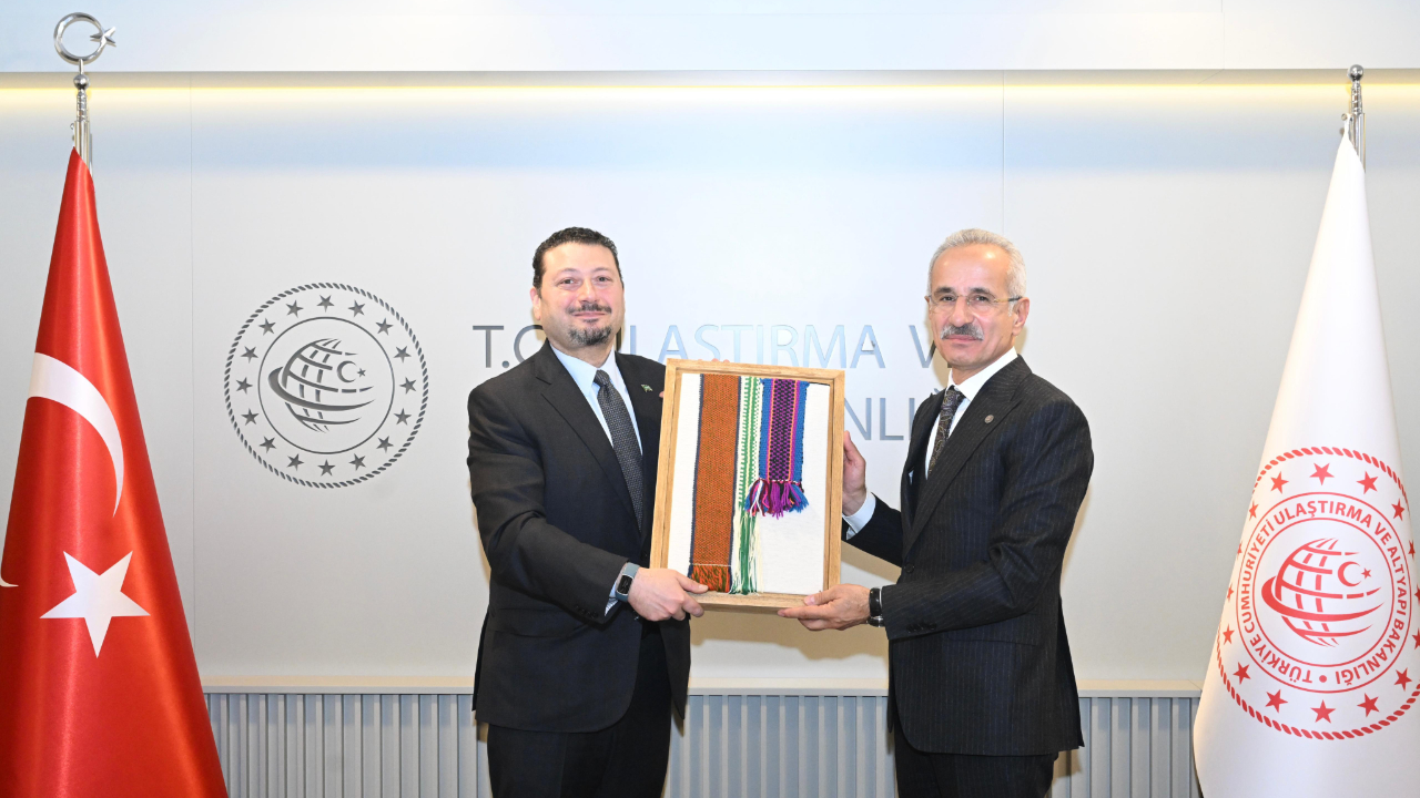 BAKAN URALOĞLU: KALKINMA YOLU PROJESİ BÖLGENİN GÜVENLİĞİNE DE KATKI SAĞLAYACAKTIR