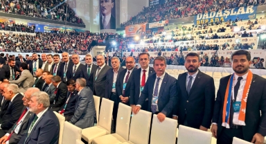 Başkan Güngör, AK Parti 4. Olağanüstü Büyük Kongresi’ne Katıldı