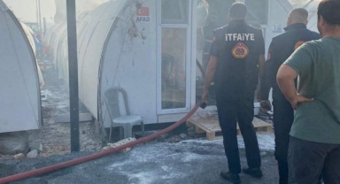 Elektrik akımına kapılan depremzede hayatını kaybetti