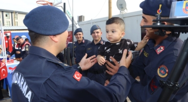 Kahramanmaraş jandarmadan +1 sokağında 100. yıl etkinliği
